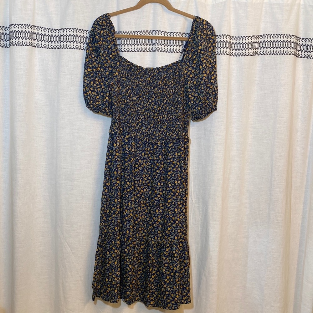 Time And Tru Floral Puff Sleeve Midi Dress